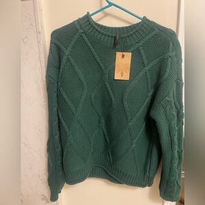 Knotted Sister-Forest Green Cable Knit Sweater